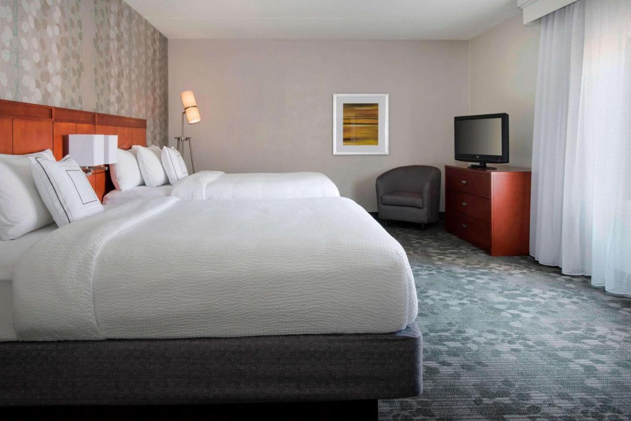 Отель Sonesta Select Newport Мидлтаун Экстерьер фото